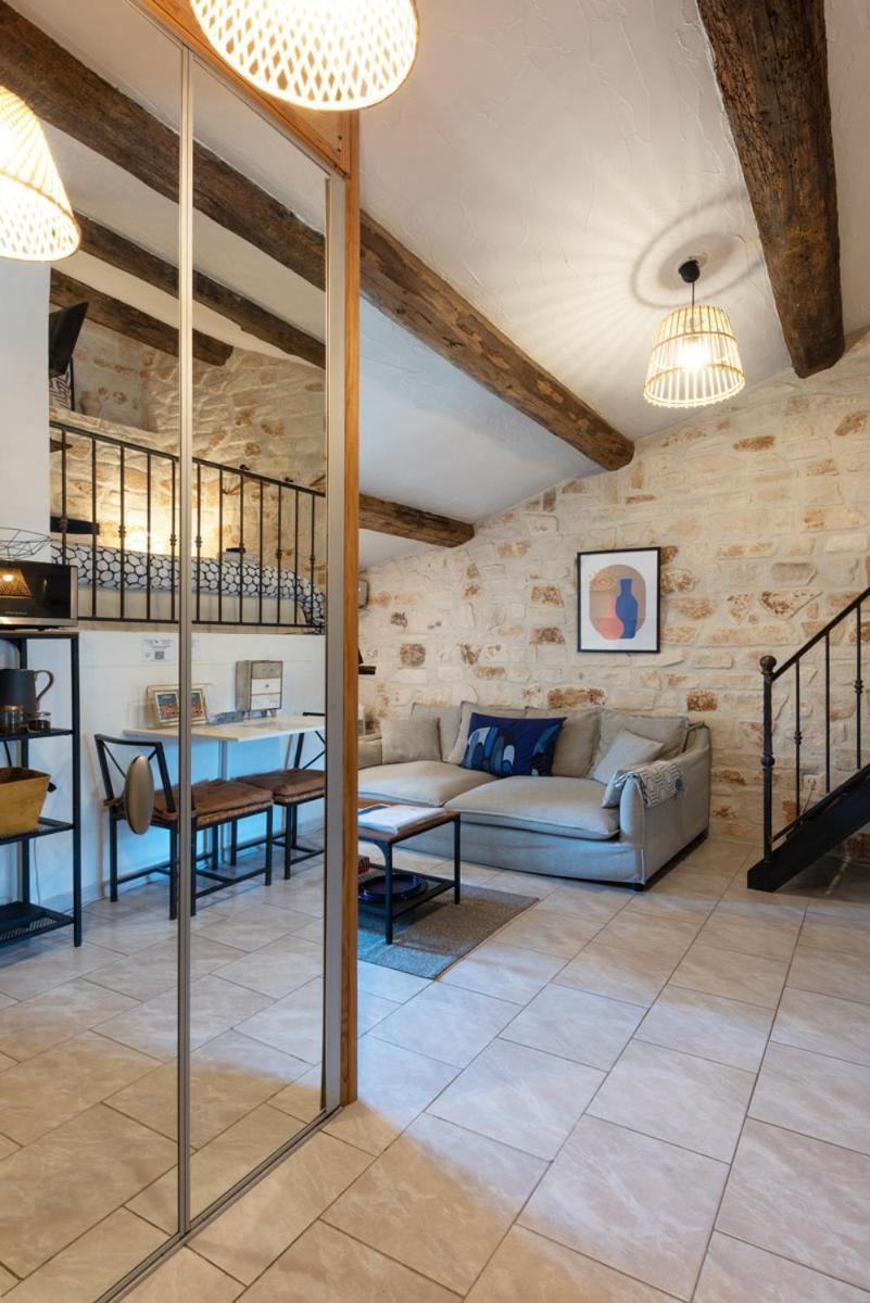 La Casita - Studio Confort Et Design - Emplacement Parfait - Uzes, Pont Du Gard Eksteriør billede